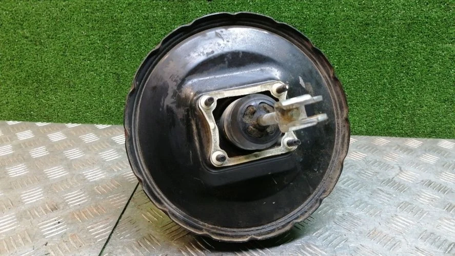вакуумник тормозной Hyundai D4CB TQ Hyundai Grand Starex D4CB TQ 585004H000,591104H000