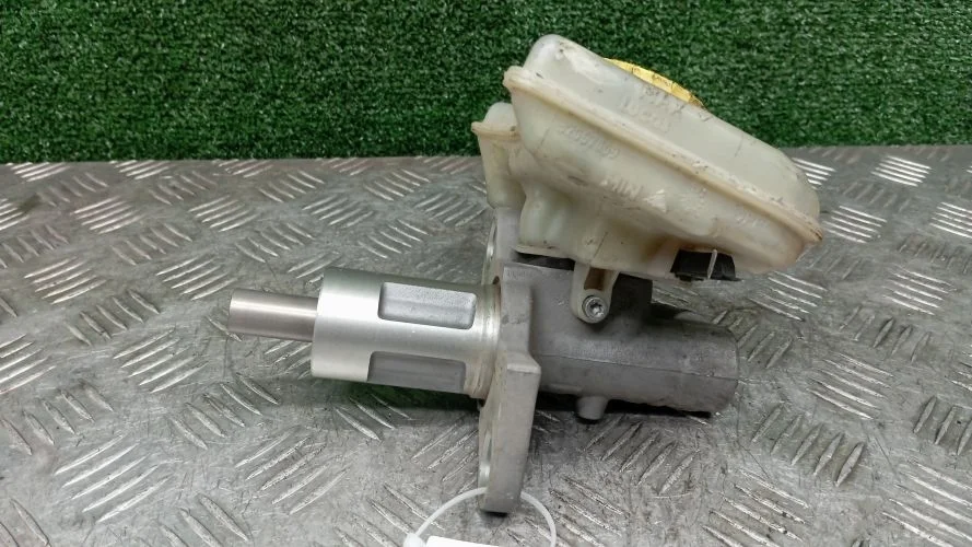 главный тормозной цилиндр Audi BWT 8EC Audi A4 BWT 8EC 8E0611021B