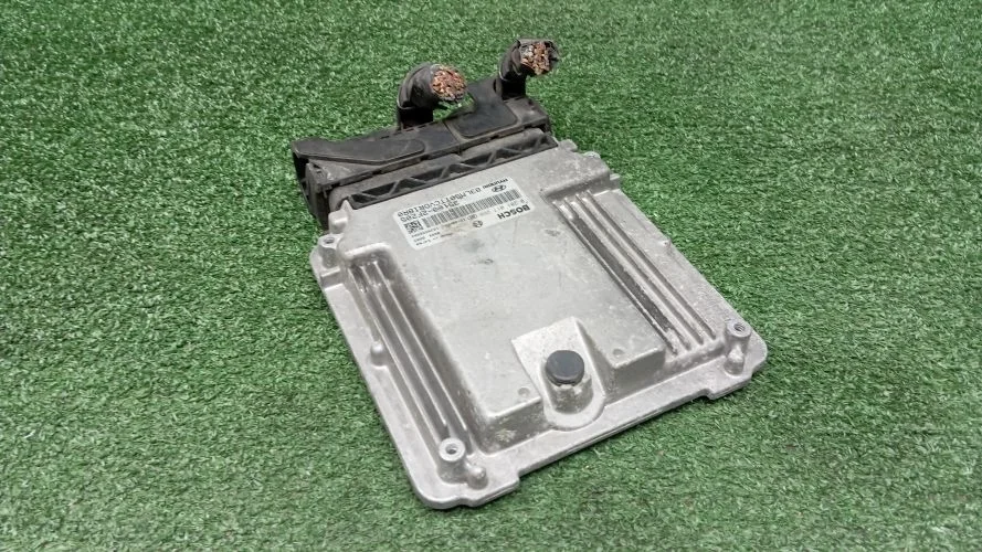 блок управления двс Hyundai D4HA LM Hyundai Tucson,Ix35 D4HA LM 391002F205