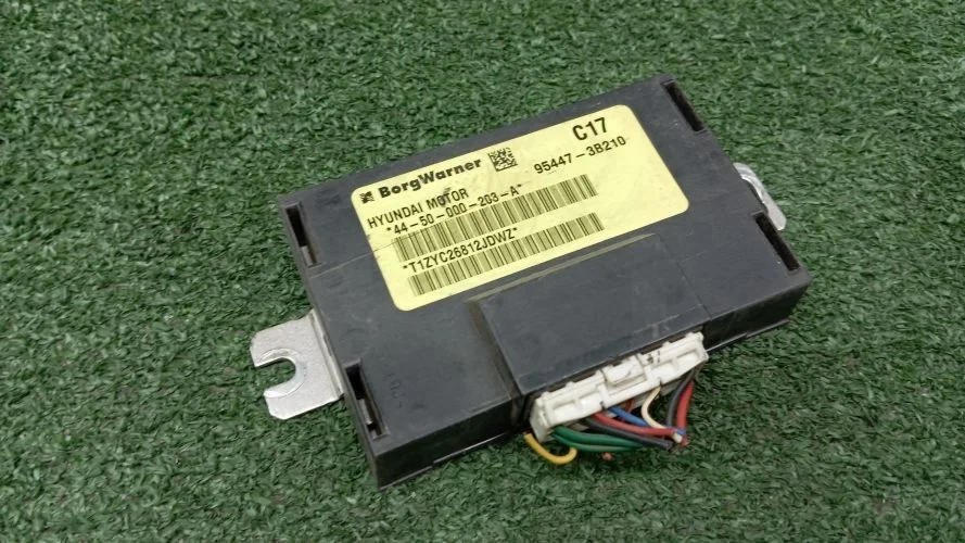 блок управления раздаточной коробкой Hyundai D4HB CM Hyundai Santa Fe D4HB CM 954473B210