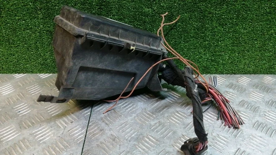 блок предохранителей Mercedes-Benz 642940 W164 Mercedes-Benz M-Class 642940 W164 1645400782,A1645400624,A1645400672