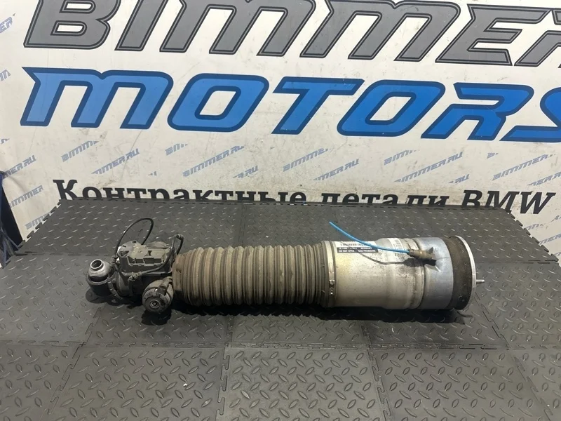 Пневмоамортизатор подвески Bmw 750Li 2013 37126858814 F02 N63B44B, задний правый