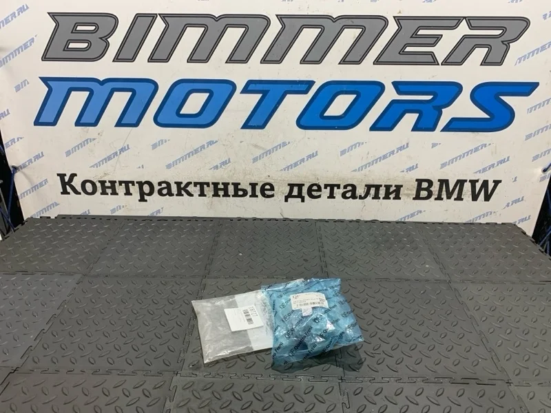 Опора подъемной платформы Bmw 5 51717123311 F10