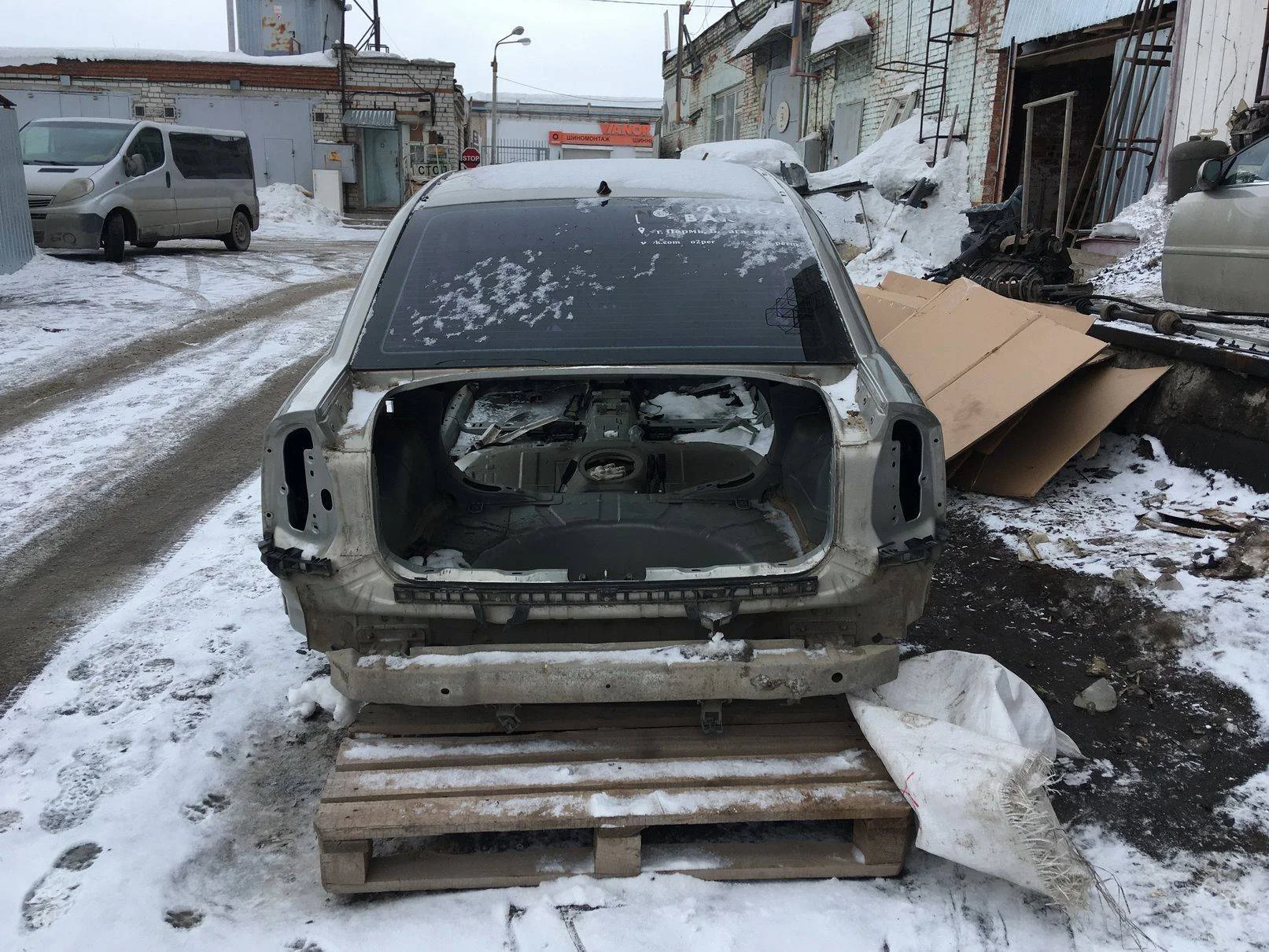 Продажа Opel Vectra 1.8 (122Hp) (Z18XE) FWD MT по запчастям