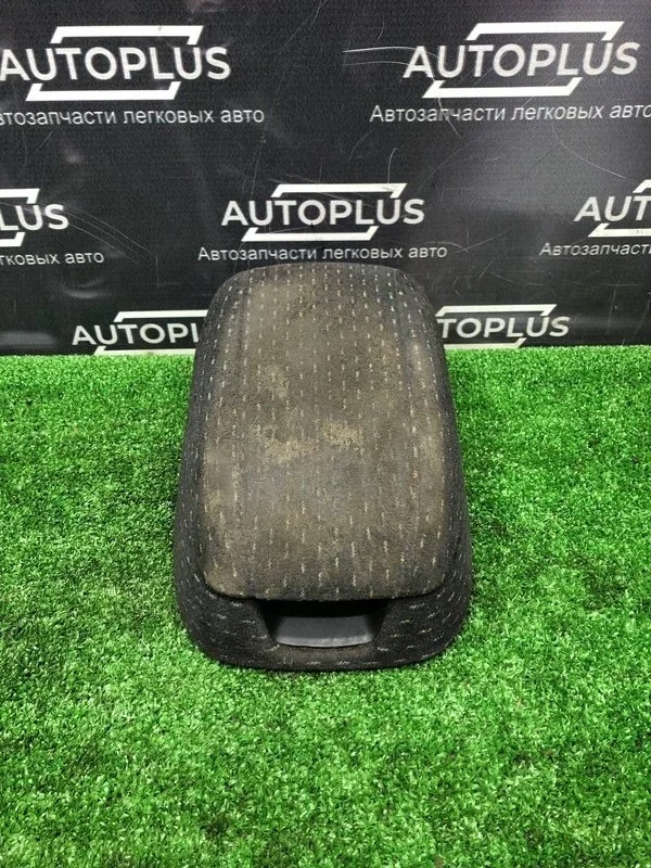 Подлокотник Hyundai Sonata Iv 2007 846603C000LK EF 2.7 G6BA