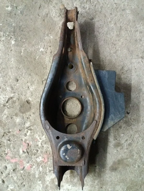 Рычаг задний правый Toyota Rav 4 (Ca40) (2012-2019) 2014 4873042040 2.0 D 1ADFTV