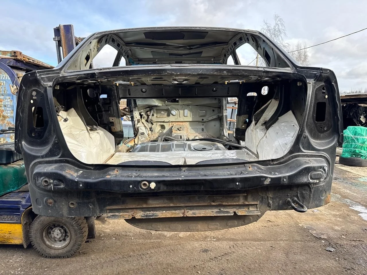 Задняя панель кузова Renault Logan 2010 6001549868 СЕДАН 1.6 K4MF710