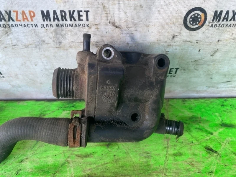 Корпус термостата Ford Focus 1 2000 1319480 1.8