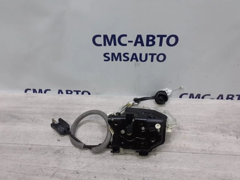 Замок двери Porsche Cayenne 8K0839016 958 3.6. 5502, задний правый