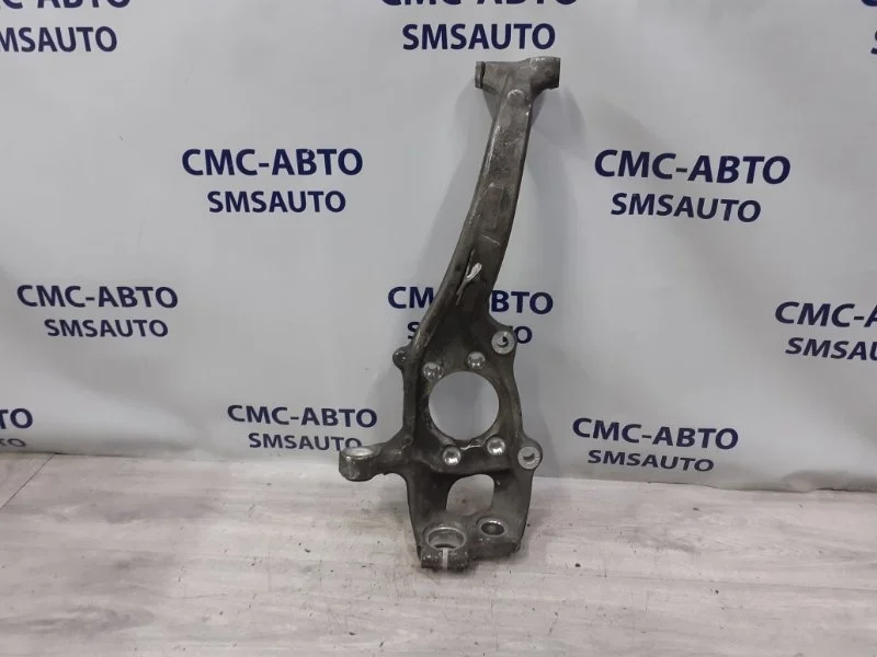 Кулак поворотный Audi A7 4G0407242C C7 2.0T CYPA, передний левый