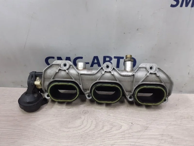 Коллектор впускной Audi A6 06E133109AL C6 3.0 CAJA, левый