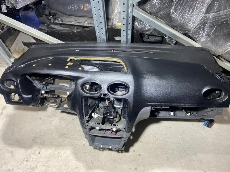 Торпедо (панель приборов) Ford Focus 2 (08-11)
