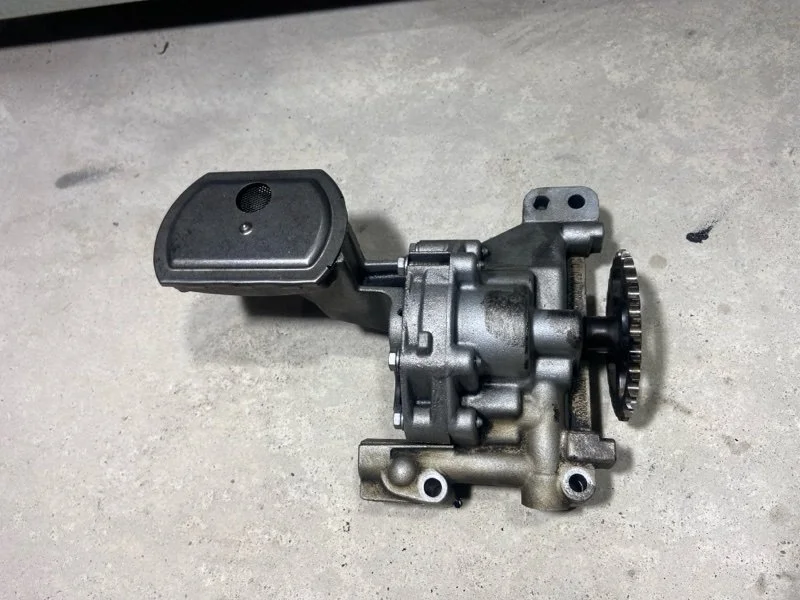 Насос масляный Ford S-Max (06-15) SAV 2.0L