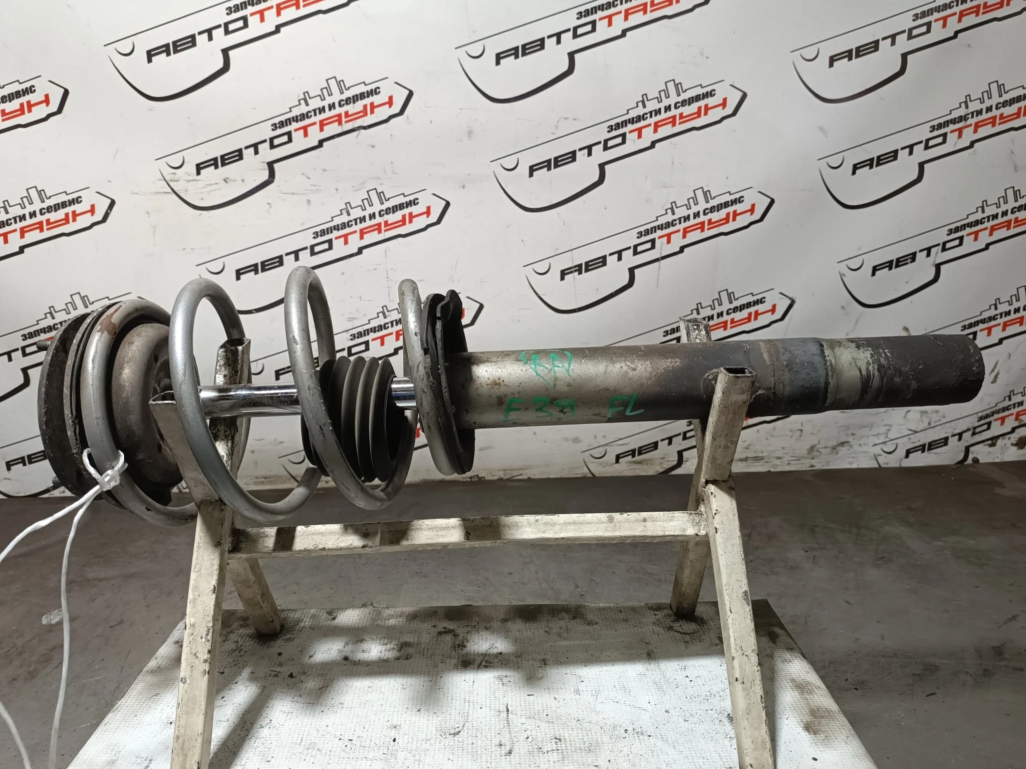 СТОЙКА ХОДОВКИ BMW 5-SERIES E39 ПЕРЕДНЯЯ ЛЕВАЯ ПРАВАЯ 31311096858 2WD KA8867(2)