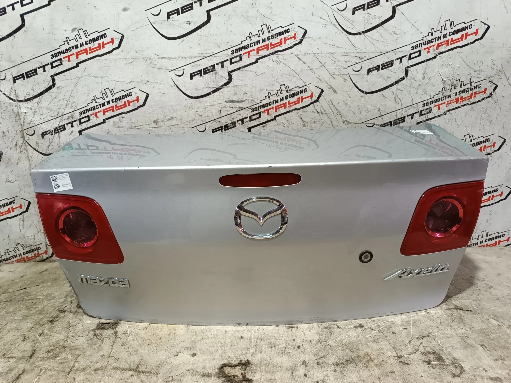 КРЫШКА БАГАЖНИКА MAZDA AXELA MAZDA3 BK BK3P BK5P BKEP BNYV5261XA серебро, 22V XE242
