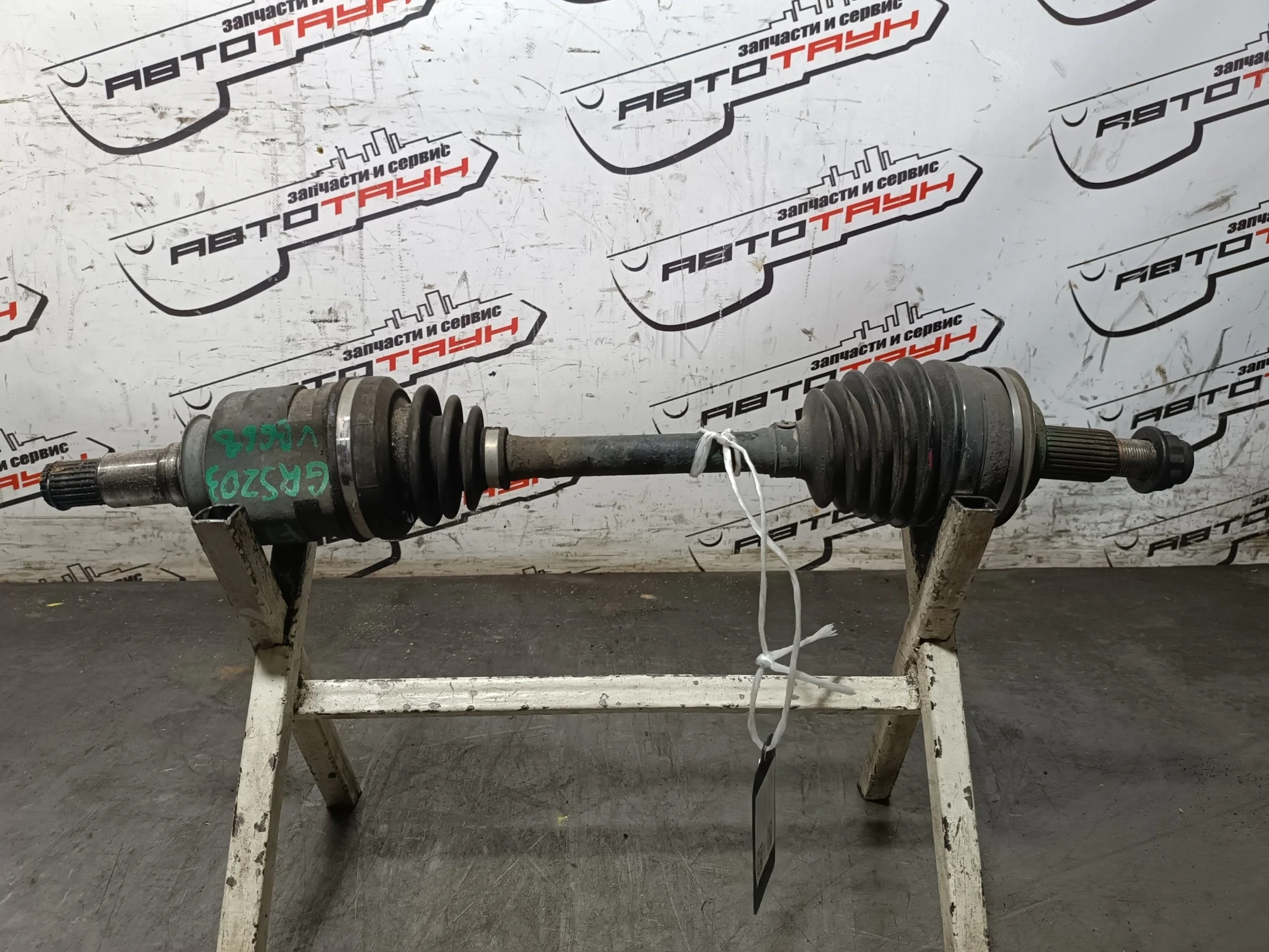 ПРИВОД TOYOTA LEXUS 2GR-FSE 3GR-FSE 3UZ-FE 4GR-FSE ... GS300 GS350 IS250 MARK X ... GRX135 GSE25 UZS187 UZS207 ПЕРЕДНИЙ ЛЕВЫЙ АТМ 4WD 4342030020 VB668
