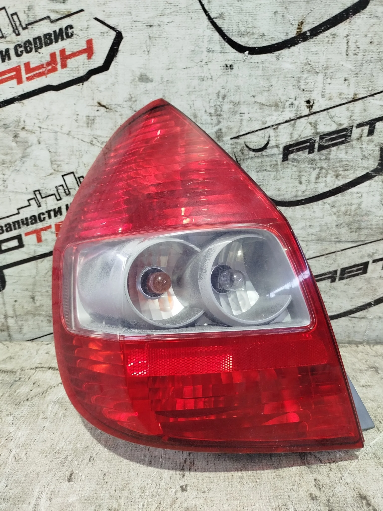 ФОНАРЬ HONDA FIT GD1 GD2 GD3 GD4 4949 БЕЛЫЙ 1 МОДЕЛЬ ЛЕВЫЙ 33551SAA003 VB739