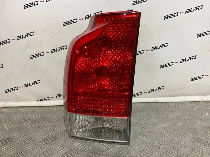 Фонарь Volvo Xc70 2006 30655379 1 2.5, левый