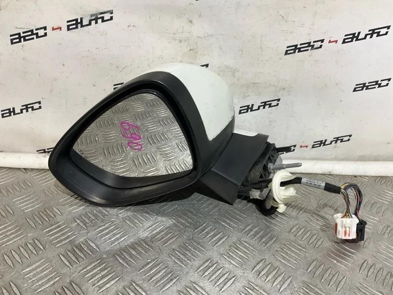 Зеркало Citroen C4 2016 1608534780 B7 1.2, левое