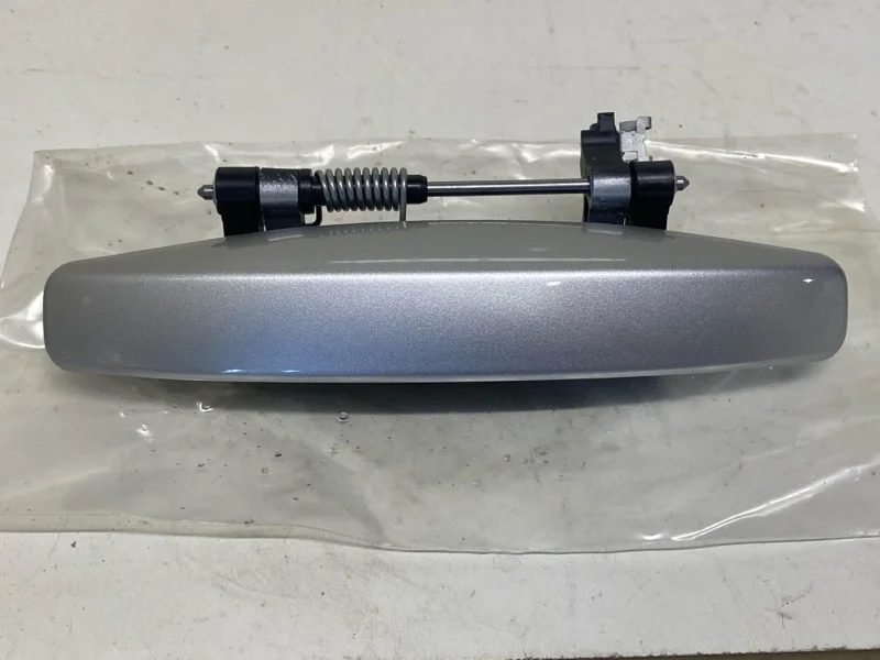 Ручка двери внешняя RENAULT DUSTER 2014 2015 2016 2017 2018 2019 2020