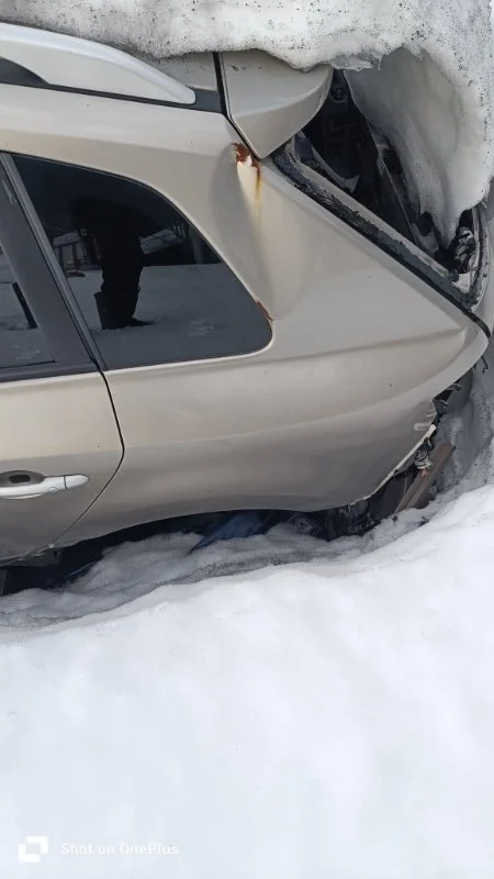 Стекло кузовное глухое заднее левое Renault Koleos
