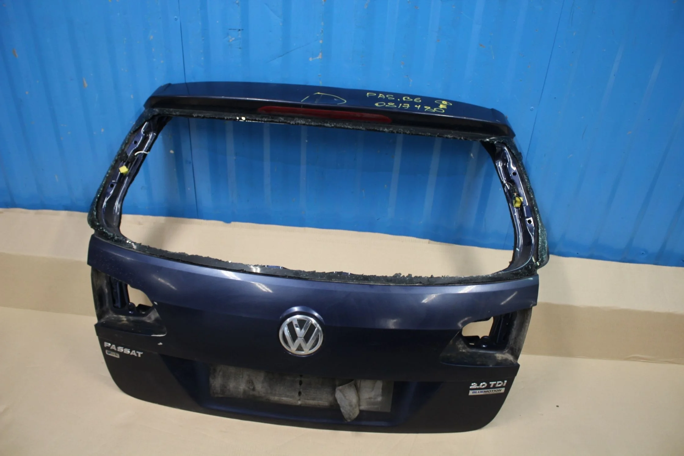 Крышка багажника для Volkswagen Passat B7 2011-2015