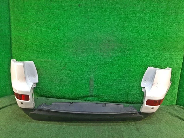 Бампер задний (потерт) CW5W MITSUBISHI OUTLANDER XL CW 2007-2010