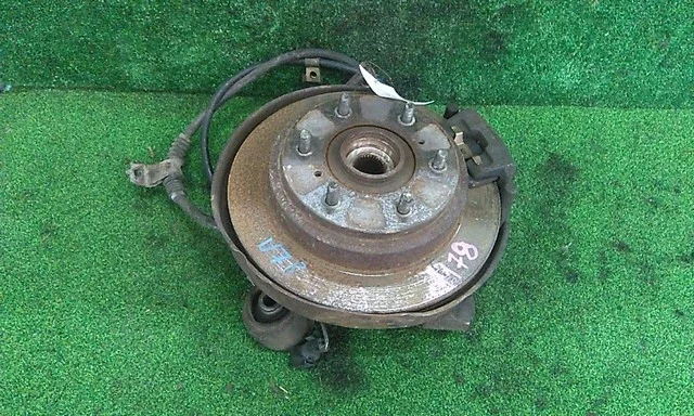 Кулак задний левый V75W MITSUBISHI PAJERO III / MONTERO III V6 / V7 2000-2002, PAJERO III / MONTERO III V6 / V7 2003-2006