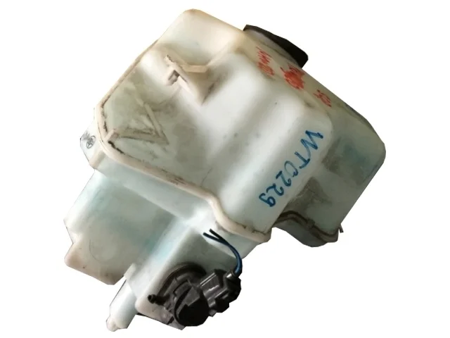 Бачок омывателя NHW20 TOYOTA PRIUS XW20 2003-2005, PRIUS XW20 2005-2009, PRIUS XW20 2009-2011