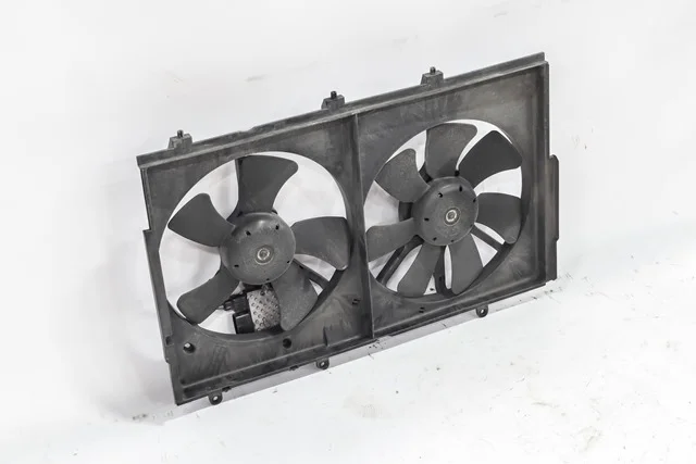 Диффузор радиатора охлаждения CU4W MITSUBISHI OUTLANDER CU 2003-2007, AIRTREK CU 2001-2005