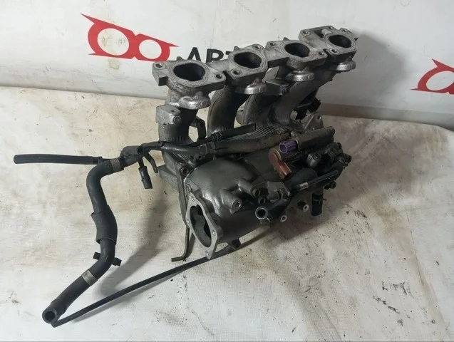 Коллектор впускной P11 NISSAN PRIMERA II P11 1995-2000, PRIMERA II P11 2000-2002