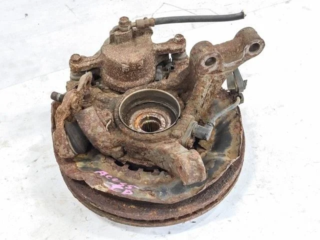 Кулак поворотный правый (коррозия) ACV35 TOYOTA CAMRY XV30 2001-2004, CAMRY XV30 2004-2006