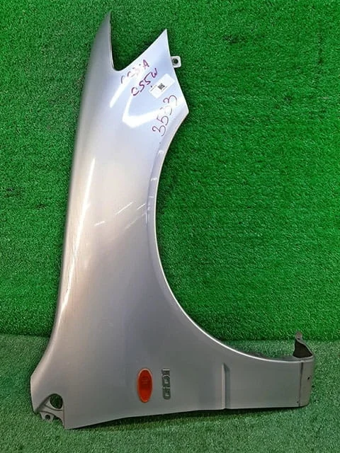Крыло переднее правое (царапины) CS5W MITSUBISHI LANCER CEDIA RHD CS 2000-2003