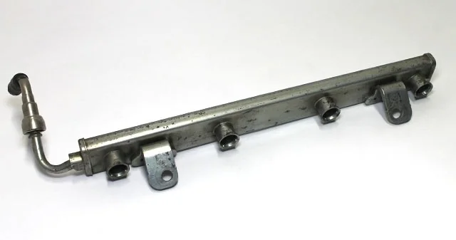 Рампа топливная C25 NISSAN TIIDA C11 2007-2014, X-TRAIL T31 2007-2011, X-TRAIL T31 2010-2015, SERENA III C25 2005-2007, SERENA III C25 2007-2010