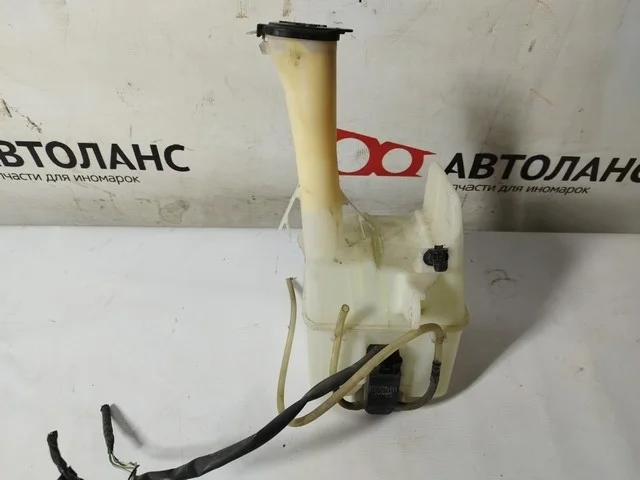 Бачок омывателя NZE121 TOYOTA COROLLA SPACIO E120 2001-2003, COROLLA SPACIO E120 2003-2007