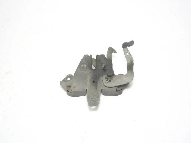 Замок капота EA1A MITSUBISHI LEGNUM EA 1998-2002, GALANT ЕВРОПА EA 1997-2003