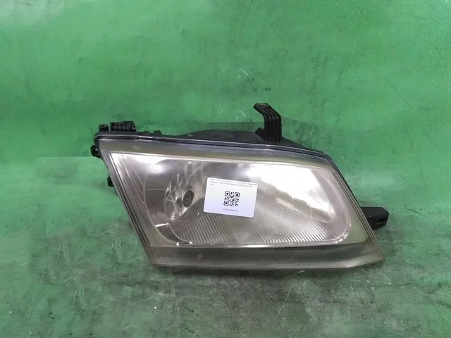 Фара правая (под полировку) Y11 NISSAN WINGROAD II Y11 1999-2001