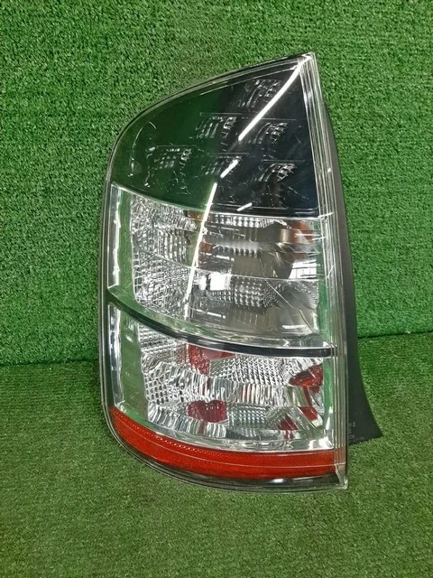 Фонарь задний левый NHW20 TOYOTA PRIUS XW20 2003-2005, PRIUS XW20 2005-2009, PRIUS XW20 2009-2011