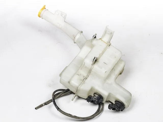 Бачок омывателя (хорошее состояние) LY3P MAZDA MPV LY 2006-2007, MPV LY 2008-2016