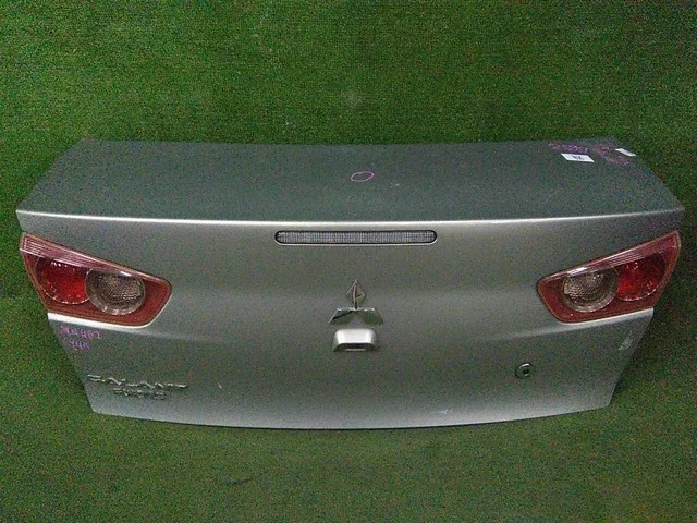 Крышка багажника (потерта) CY4A MITSUBISHI LANCER X CY 2007-2010, LANCER X CY 2010-2014