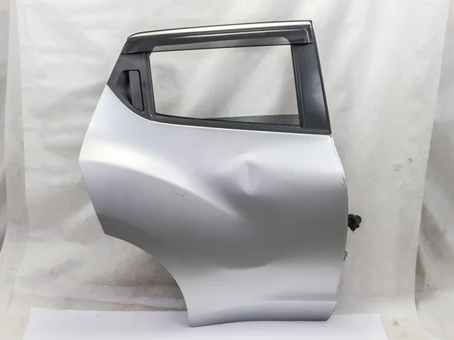 Дверь задняя правая (вмятина) YF15 NISSAN JUKE YF15 2014-2019, JUKE YF15 2010-2014