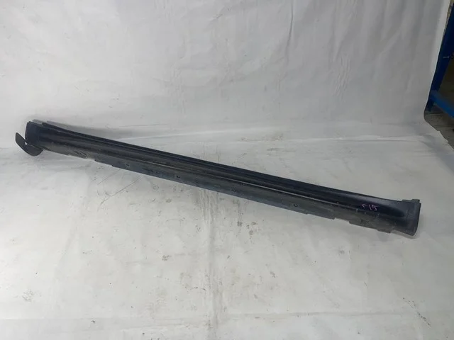 Накладка порога правая F15 NISSAN JUKE YF15 2014-2019, JUKE YF15 2010-2014