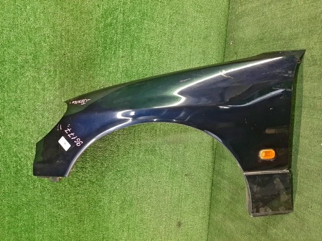 Крыло переднее левое (царапины) JZS160 TOYOTA ARISTO / LEXUS GS S160 1997-2000, ARISTO / LEXUS GS S160 2000-2004