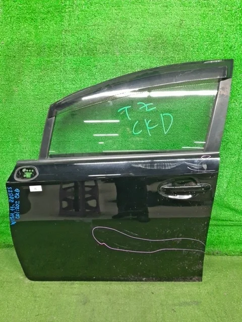 Дверь передняя левая (потерта) ZGE20 TOYOTA WISH XE20 2009-2012, WISH XE20 2012-2017