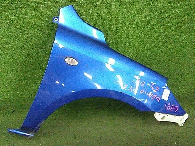 Крыло переднее правое DY3W MAZDA DEMIO DY 2005-2007
