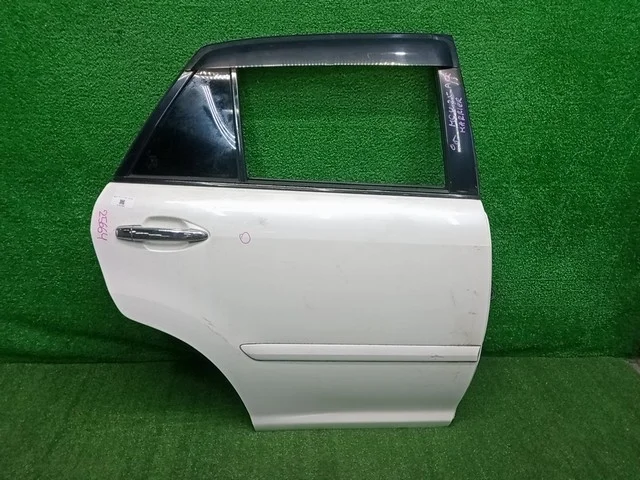 Дверь задняя правая (потерта) MCU35 TOYOTA HARRIER XU30 2003-2013, LEXUS RX II 300/330/350/400H XU30 2003-2006, RX II 300/330/350/400H XU30 2006-2009