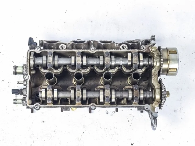 Головка блока цилиндров CY2A MITSUBISHI COLT VI Z20 / Z30 2002-2008, LANCER X CY 2007-2010