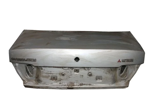Крышка багажника MITSUBISHI CARISMA DA 1995-1998