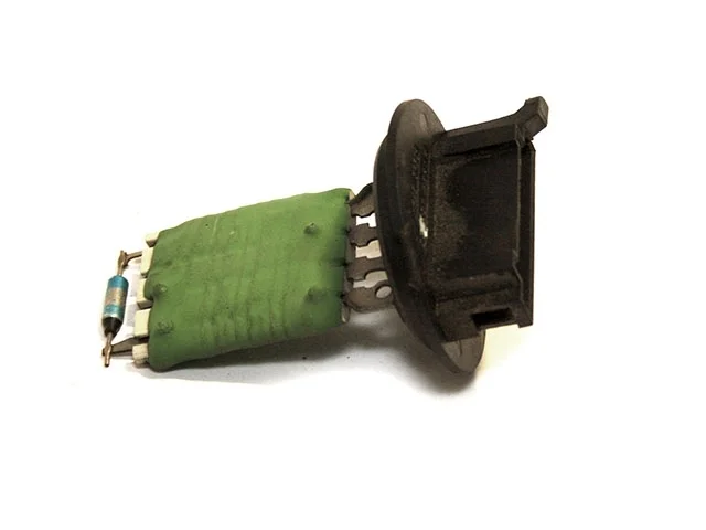 Резистор отопителя MITSUBISHI COLT VI Z20 / Z30 2002-2008