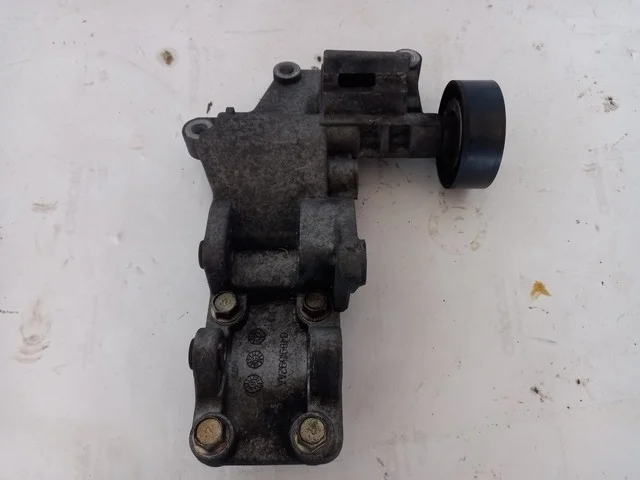 Кронштейн генератора GA3W MITSUBISHI OUTLANDER XL CW 2007-2010, OUTLANDER XL CW 2010-2012, LANCER X CY 2007-2010, LANCER X CY 2010-2014